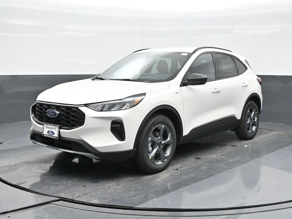 2025 Ford Escape ST-Line photo 2
