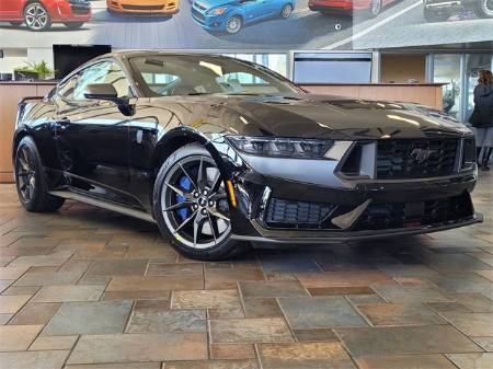 2025 Ford Mustang Dark Horse