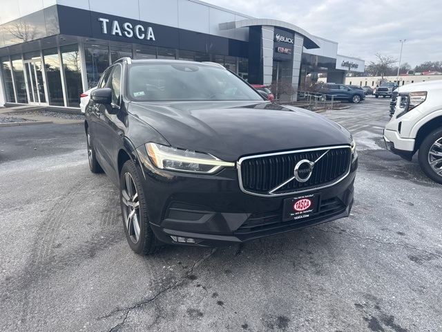 2021 Volvo XC60 T6 Momentum