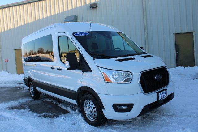 2022 Ford Transit Passenger Wagon XLT