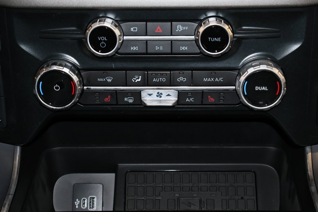 2025 Ford F-150 XLT photo 18