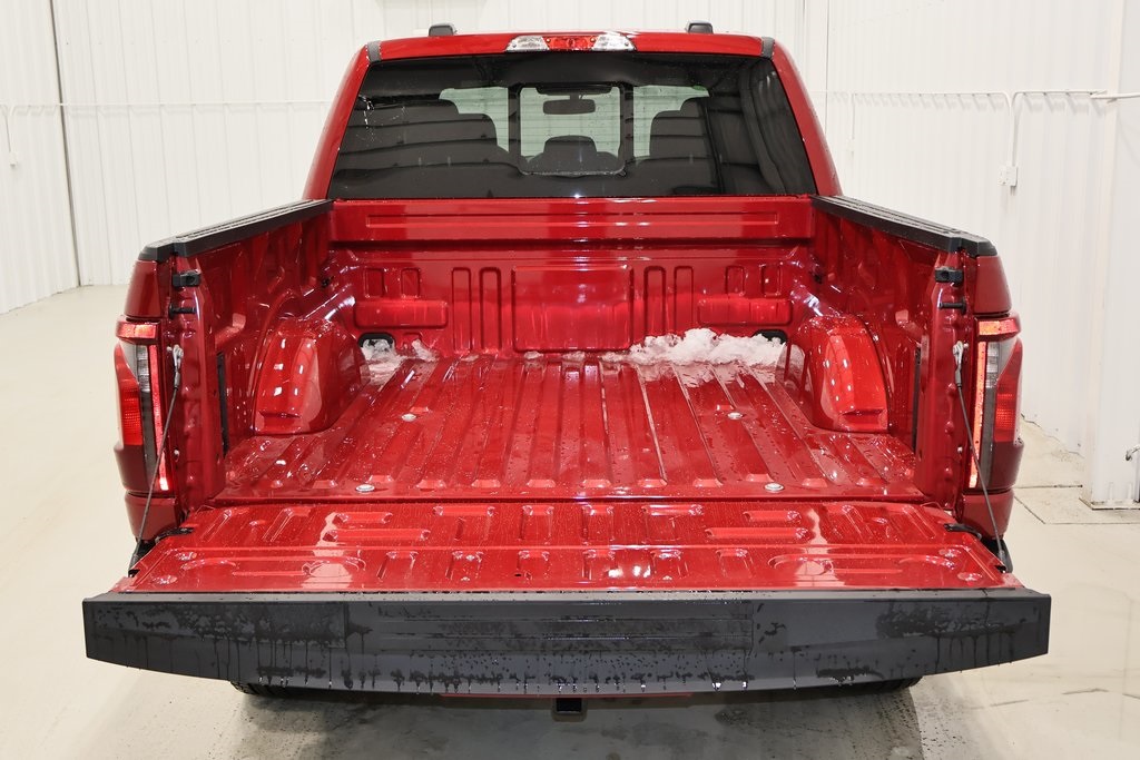 2025 Ford F-150 XLT photo 21