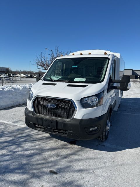 2024 Ford Transit Cutaway Base