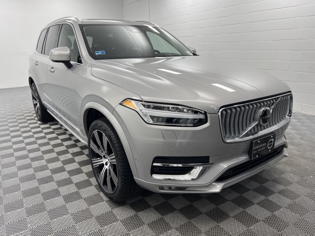 2025 Volvo XC90 B6 Plus 7-Seater