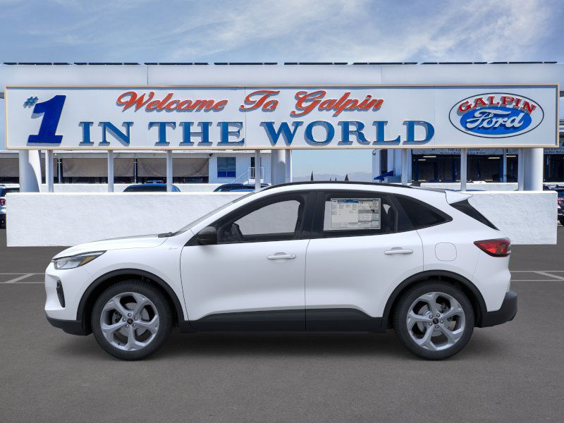 2025 Ford Escape ST-Line photo 3