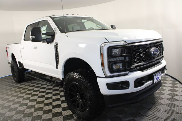 2024 Ford Super Duty F-350 SRW XLT