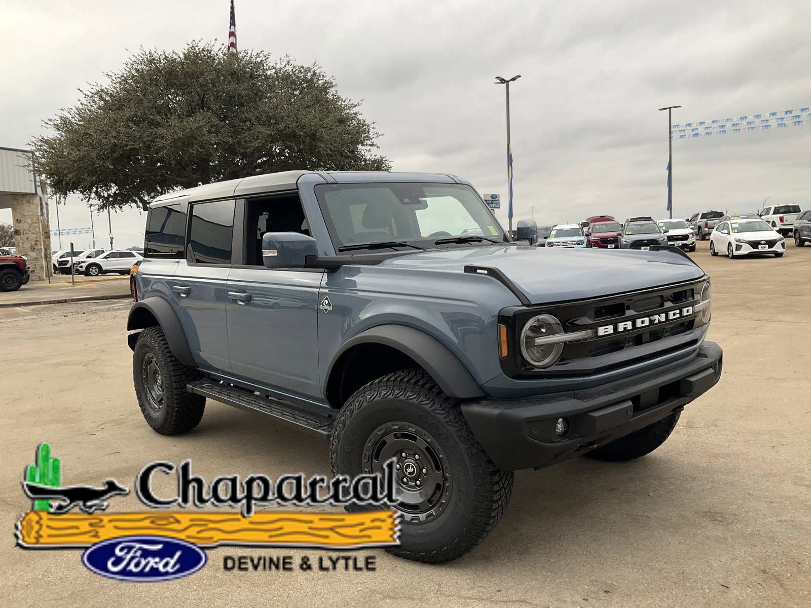 2024 Ford Bronco Outer Banks