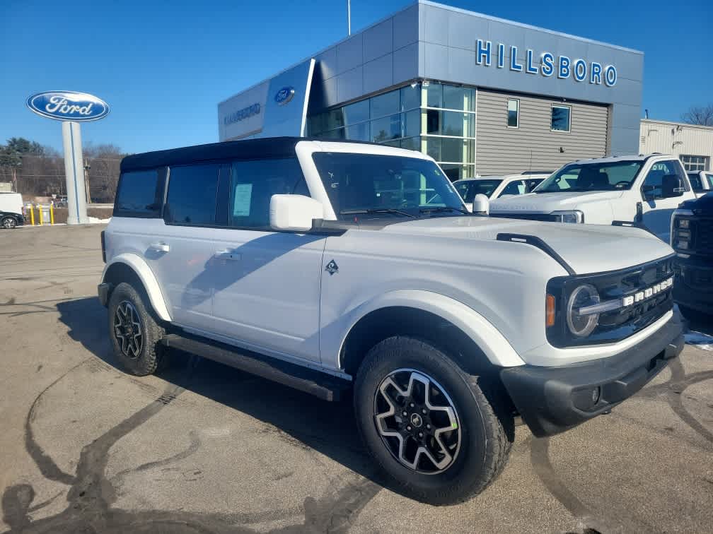 2024 Ford Bronco Outer Banks