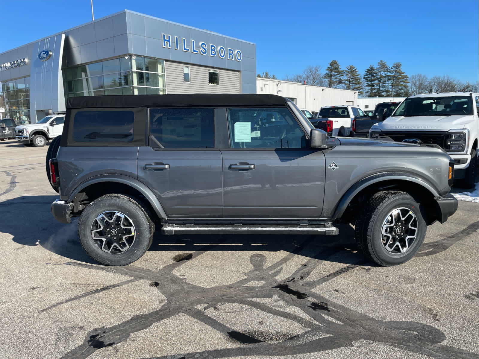 2024 Ford Bronco Outer Banks