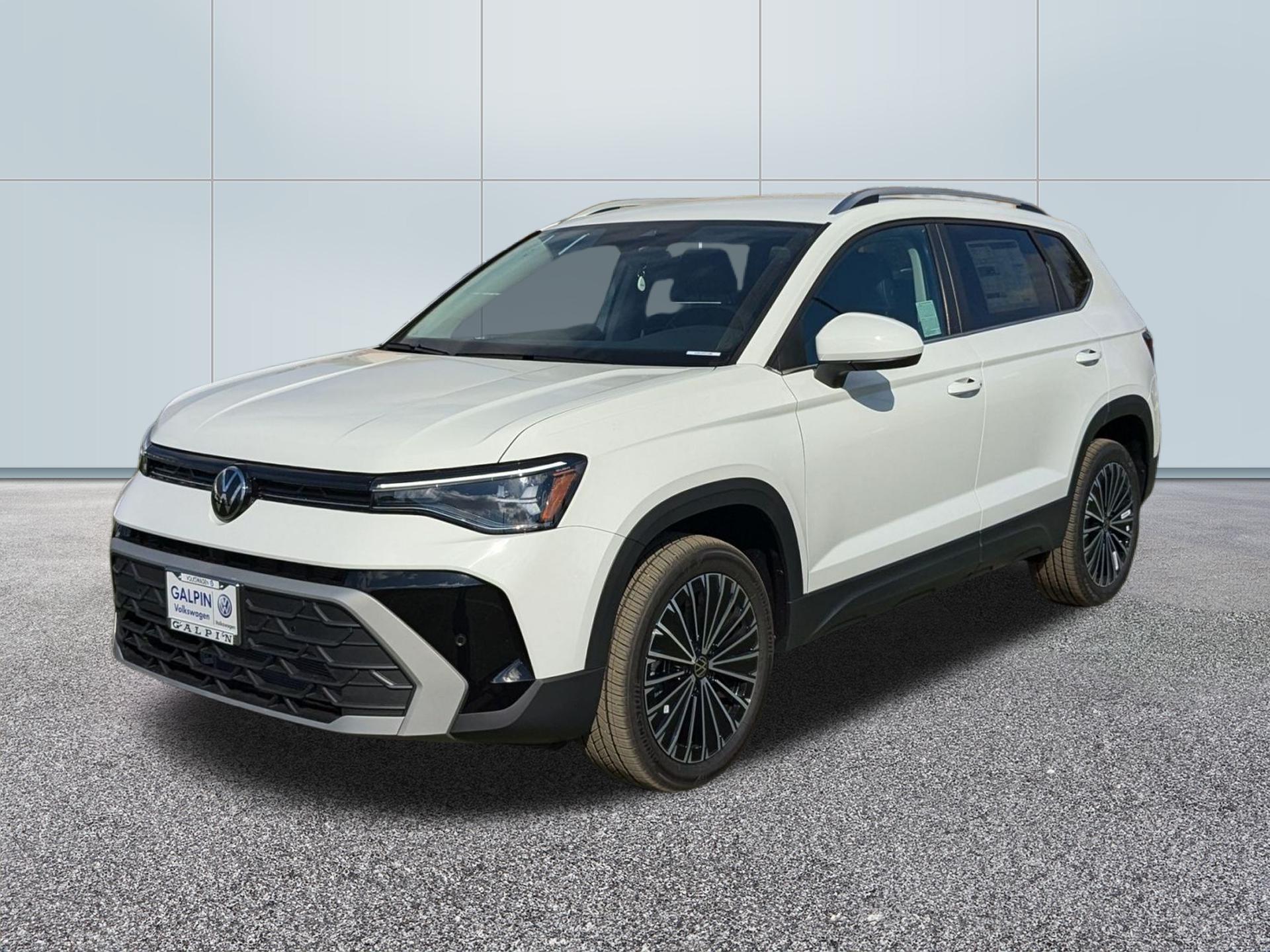 New 2025 Volkswagen Taos SE