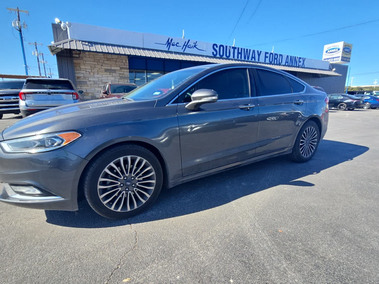 2017 Ford Fusion SE