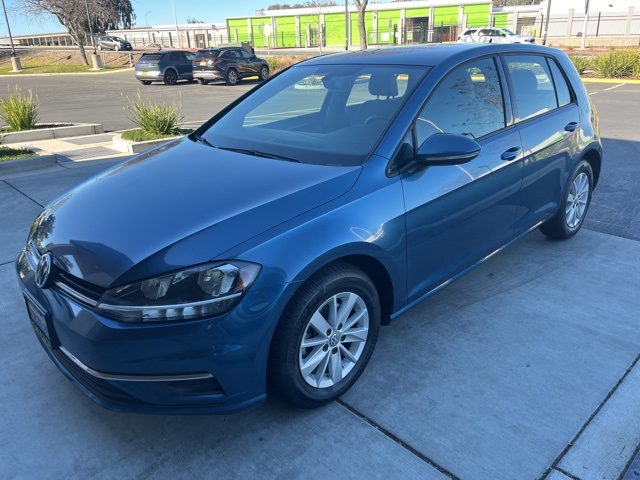 2018 Volkswagen Golf TSI S 4-Door