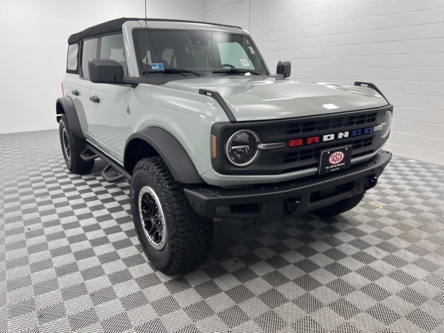 2022 Ford Bronco Black Diamond