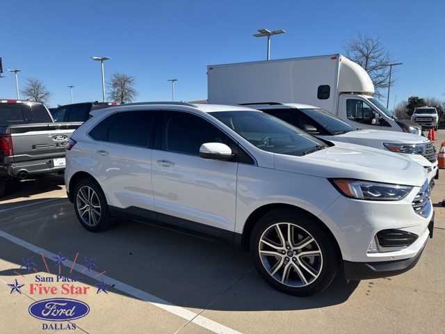 2022 Ford Edge Titanium