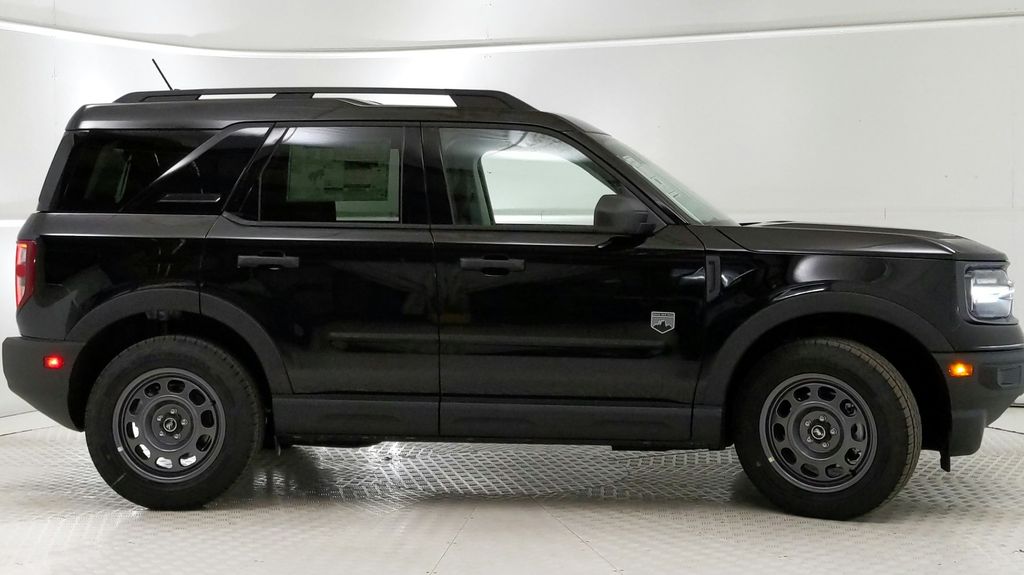 2024 Ford Bronco Sport Big Bend photo 2