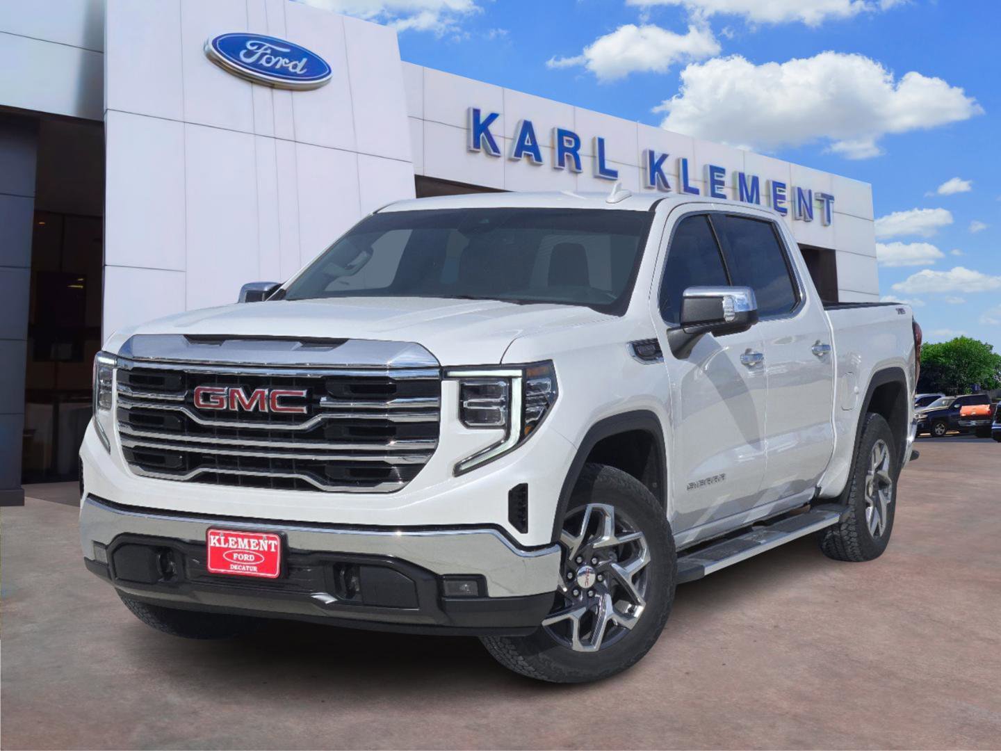 2024 GMC Sierra 1500 SLT