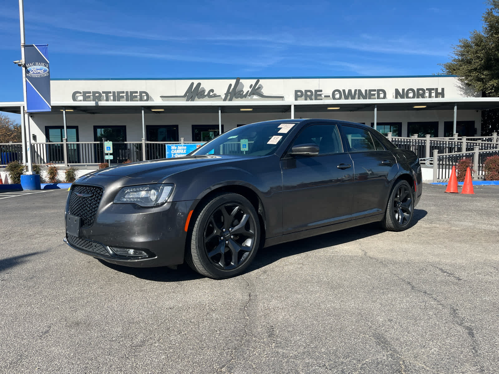 2023 Chrysler 300 S