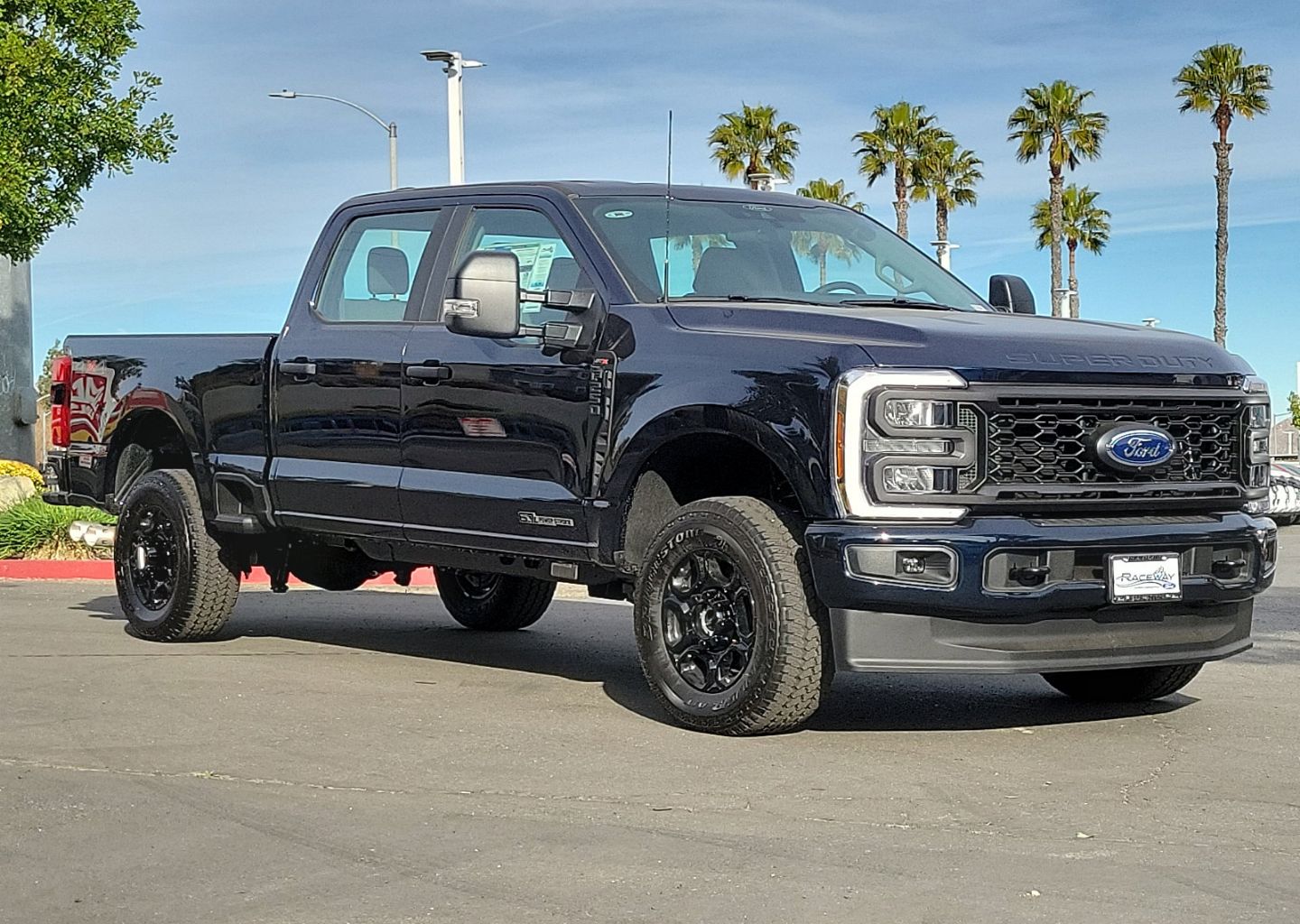 2025 Ford F-250 Super Duty XL's photo