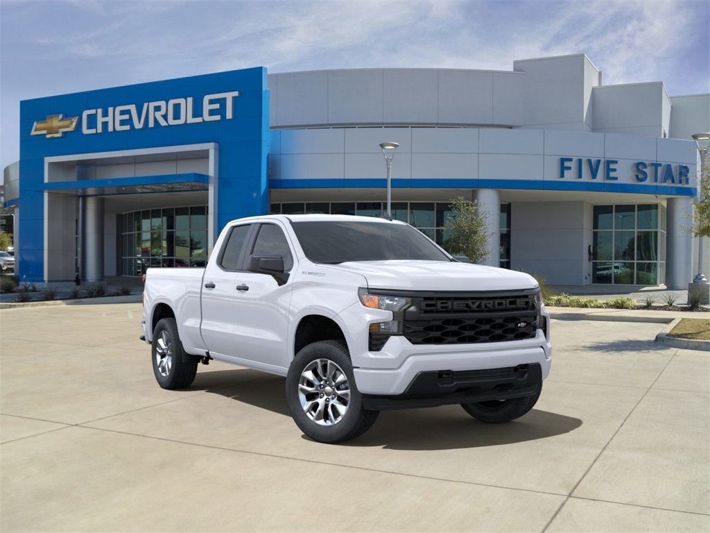 2025 Chevrolet Silverado 1500 Custom