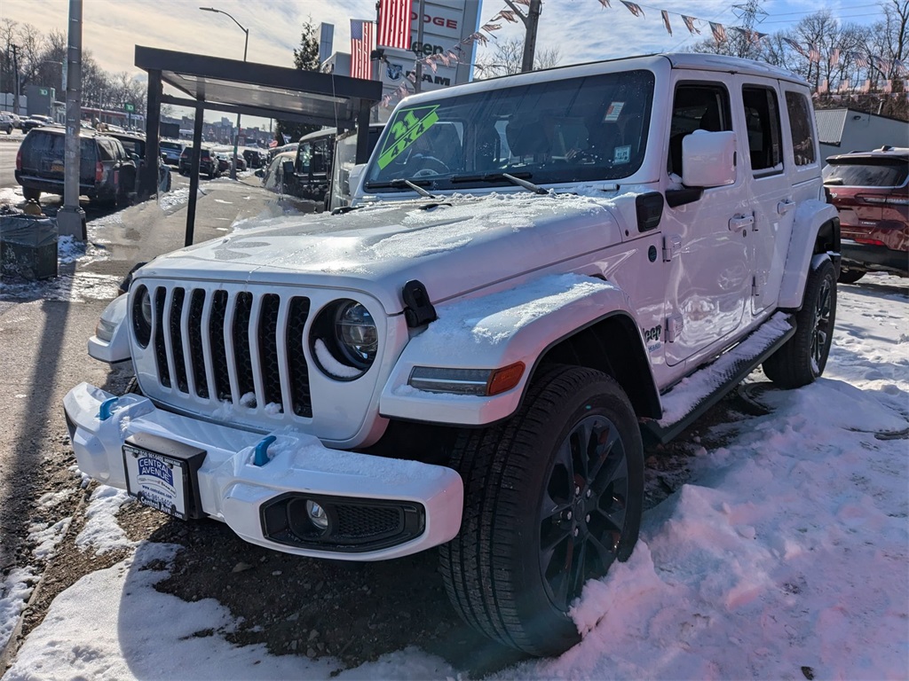 2021 Jeep Wrangler Unlimited Sahara High Altitude 4XE