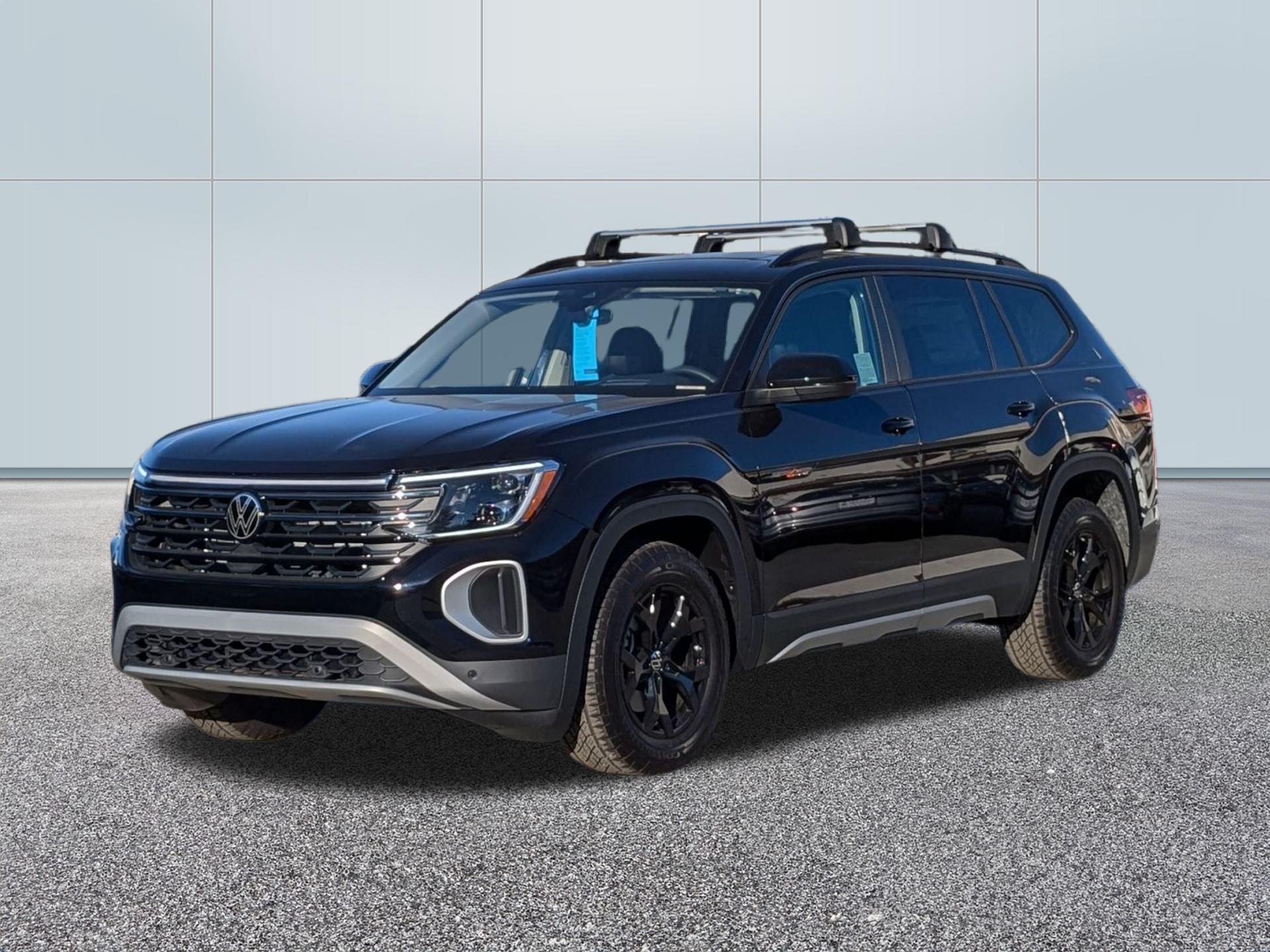 New 2024 Volkswagen Atlas 2.0T Peak Edition SEL