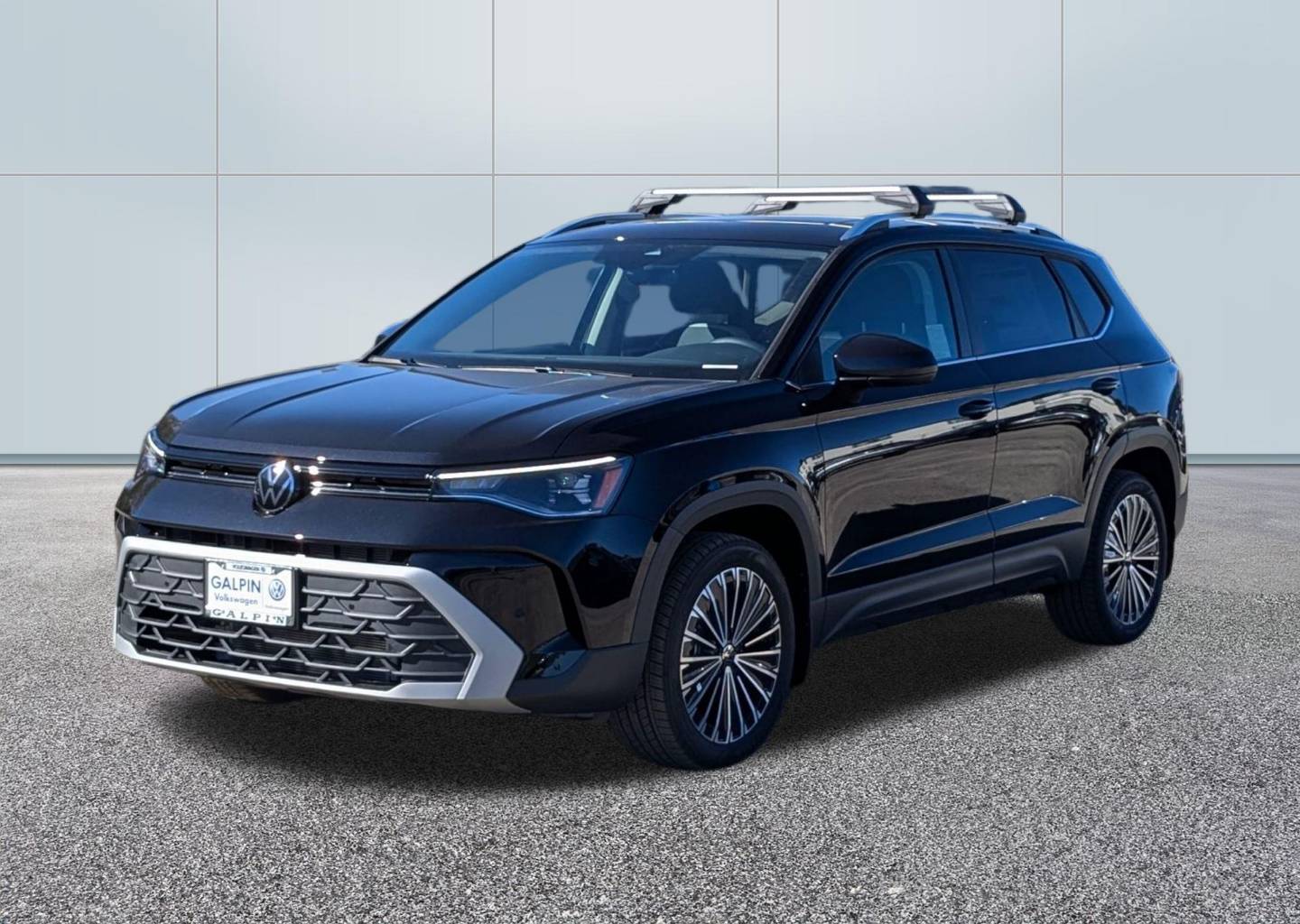2025 Volkswagen Taos SE's photo