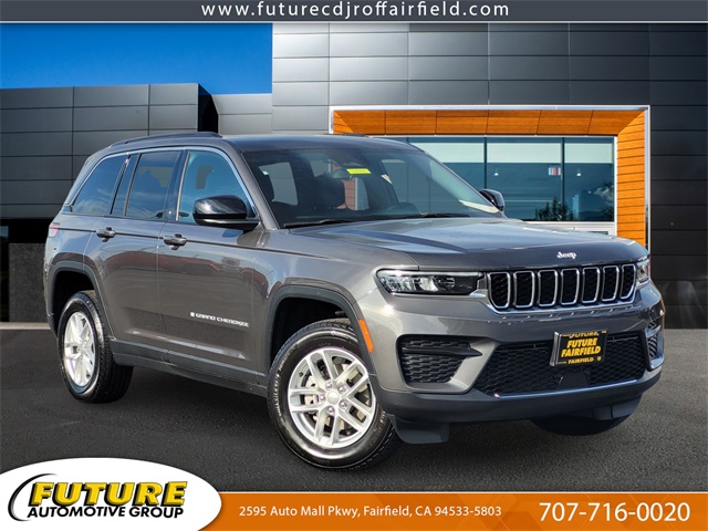 2024 Jeep Grand Cherokee Laredo