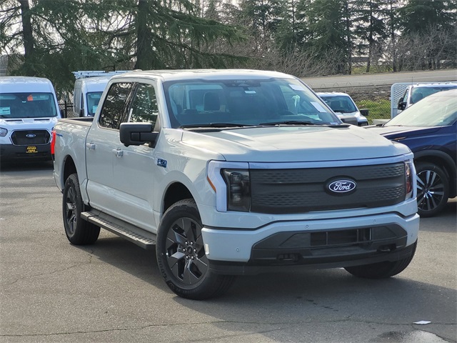 2024 Ford F-150 Lightning Flash