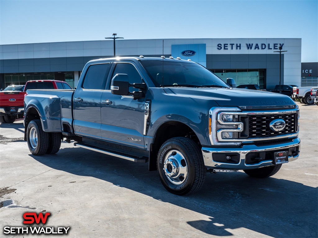 2023 Ford F-350SD LARIAT