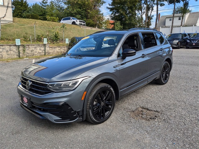 2022 Volkswagen Tiguan 2.0T SE R-Line Black