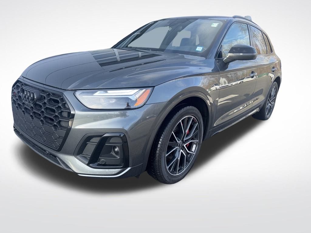 2023 Audi SQ5 Premium Plus