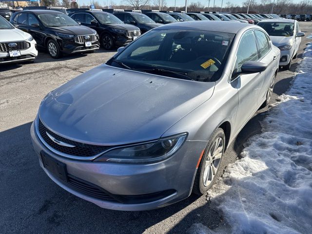 2017 Chrysler 200 Touring