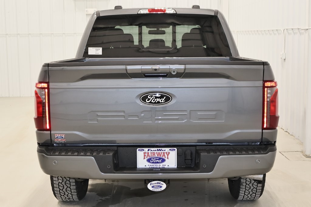 2025 Ford F-150 XLT photo 4