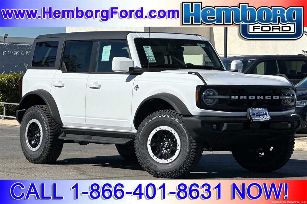 2024 Ford Bronco Outer Banks