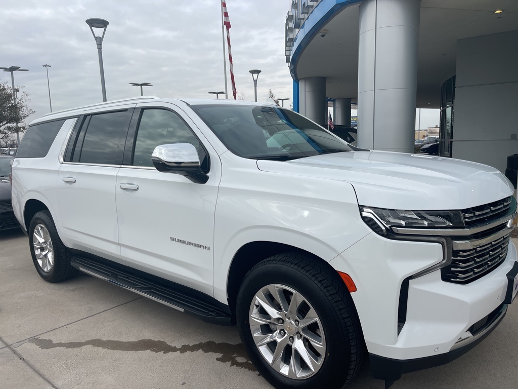 2023 Chevrolet Suburban Premier