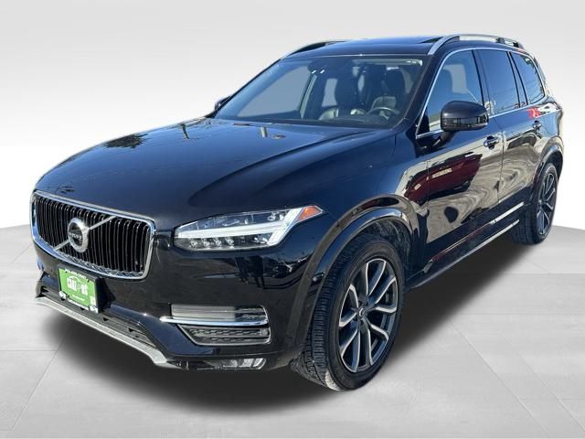 2019 Volvo XC90 T6 Momentum