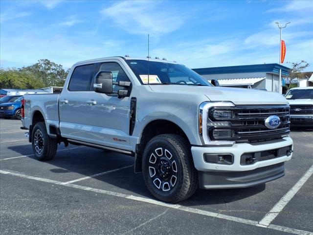 2025 Ford Super Duty F-250 SRW Platinum