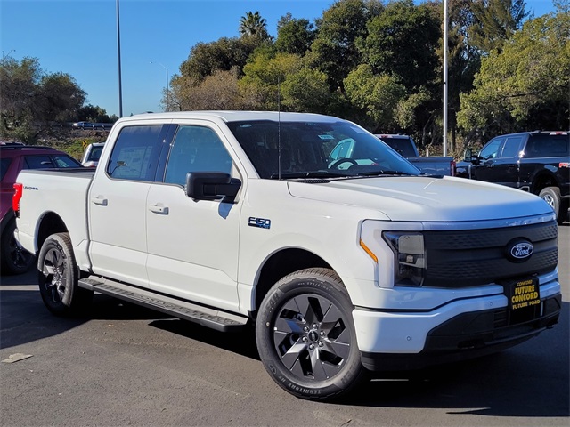 2024 Ford F-150 Lightning Flash