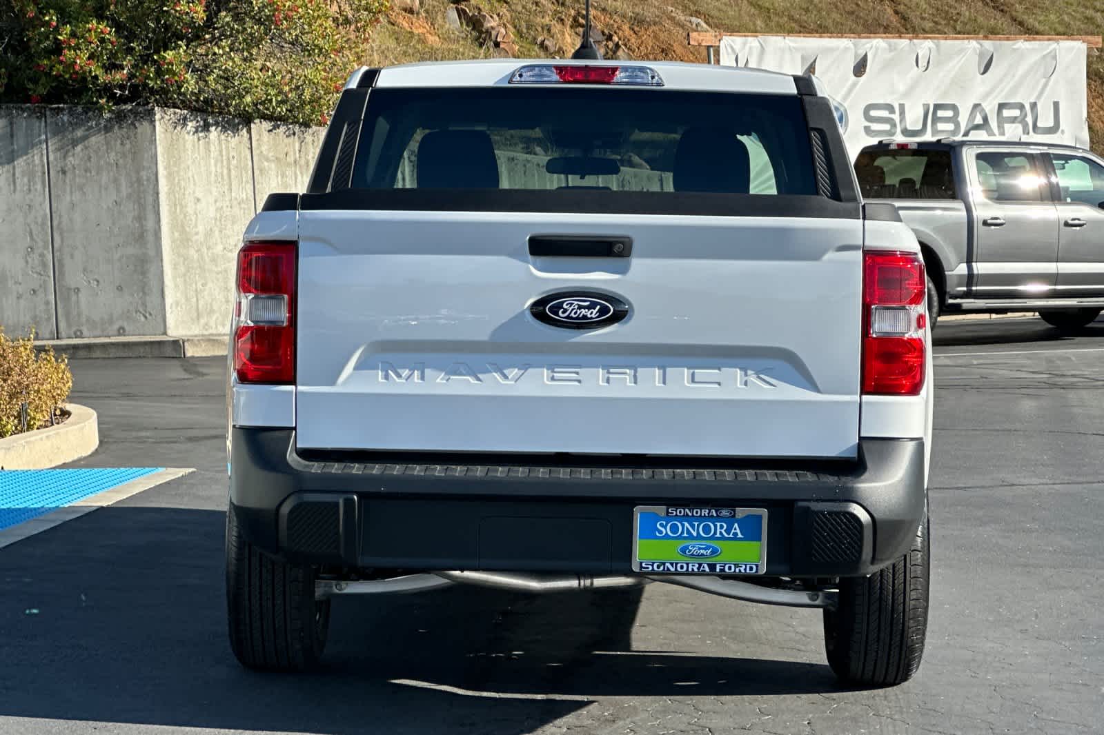 2025 Ford Maverick XL photo 3