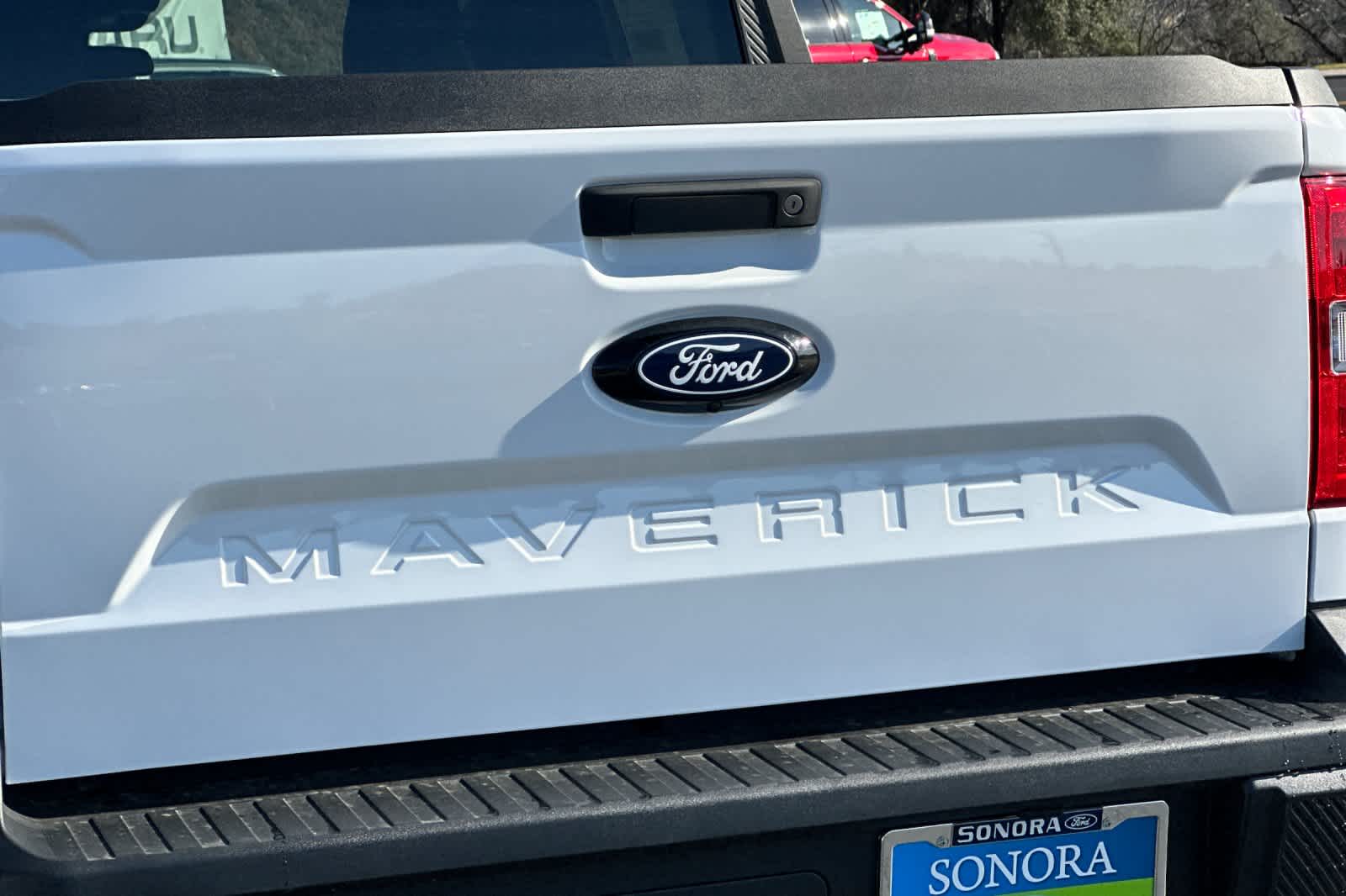 2025 Ford Maverick XL photo 4
