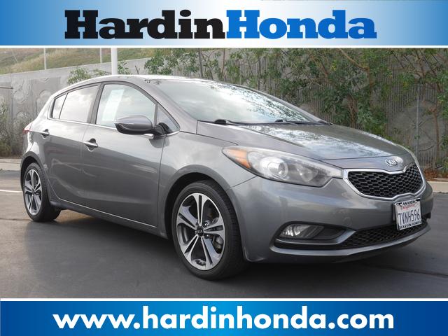 2016 Kia Forte 5-Door EX