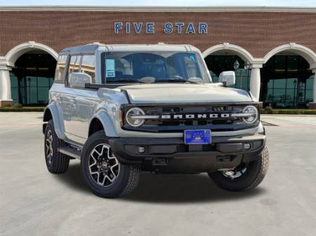 2024 Ford Bronco Outer Banks