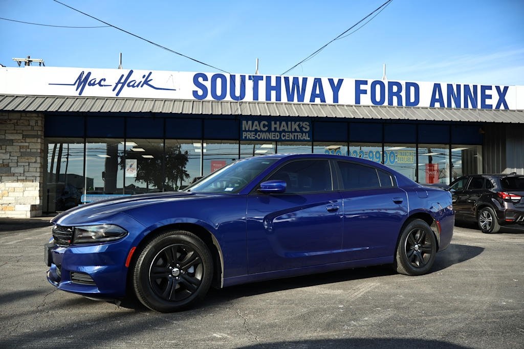 2019 Dodge Charger V6