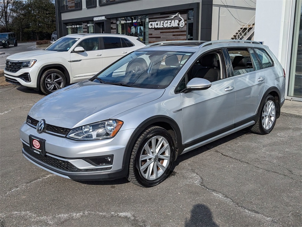 2017 Volkswagen Golf Alltrack TSI SE