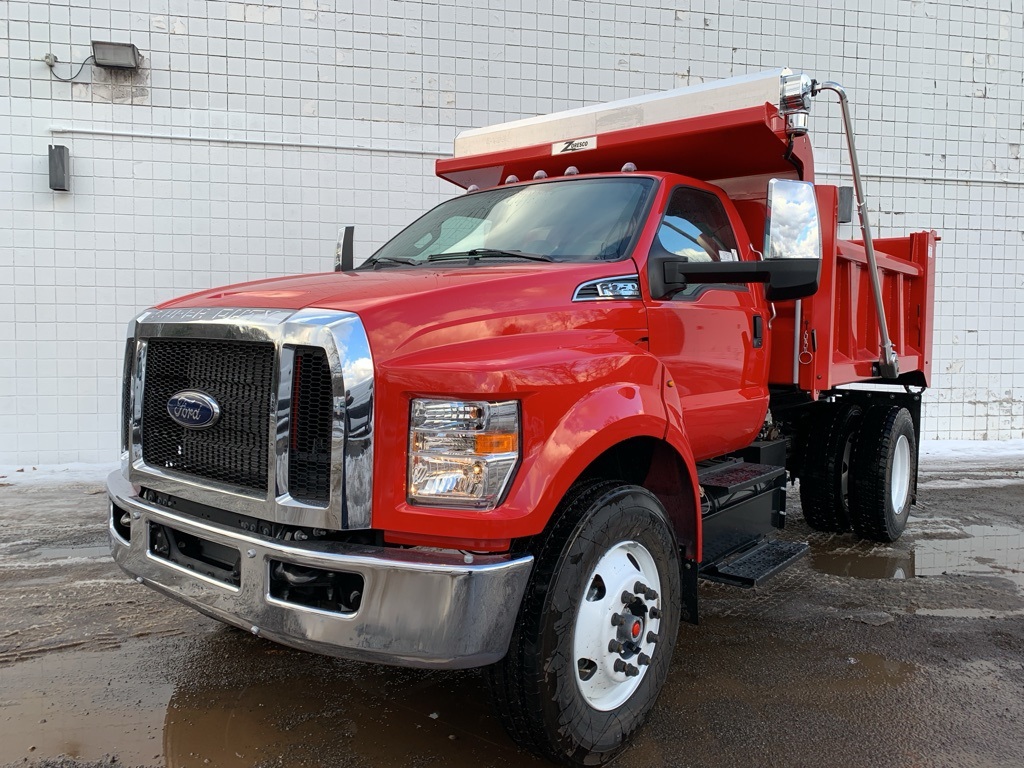 2025 Ford F-750SD Base