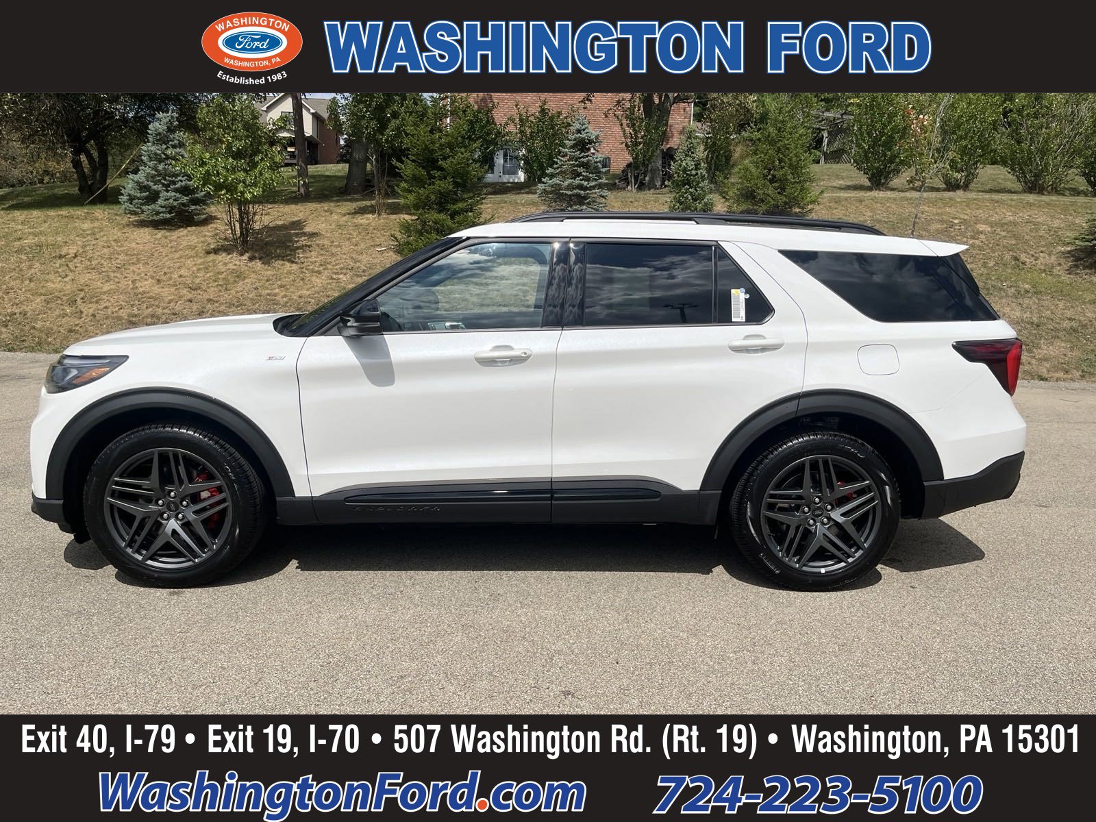 2025 Ford Explorer ST-Line