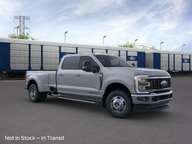 2025 Ford F-350 LARIAT