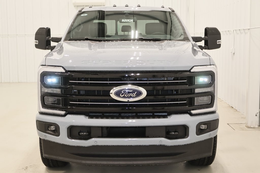 2025 Ford F-350 photo 36