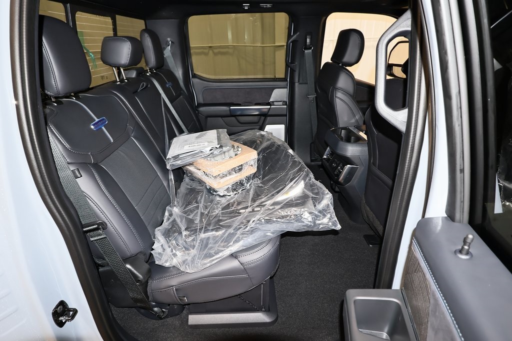2025 Ford F-350 photo 11