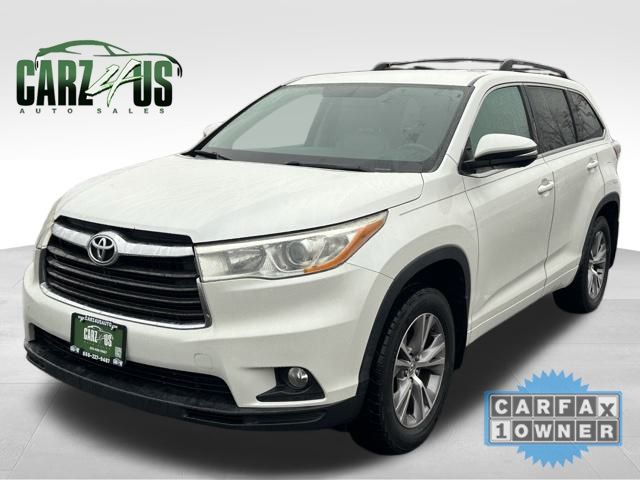 2014 Toyota Highlander LE Plus V6